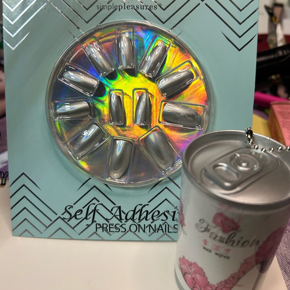 Simple Pleasures Silver Press-On Nails cute wipes holder wear on your keychain.